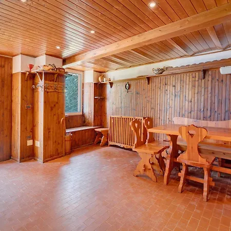 Villa Unique View In Park