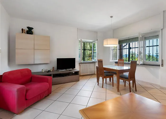 Villa Unique View In Park Nebbiuno