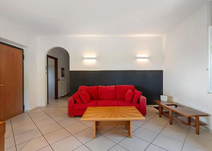 Unique View In Park * Nebbiuno